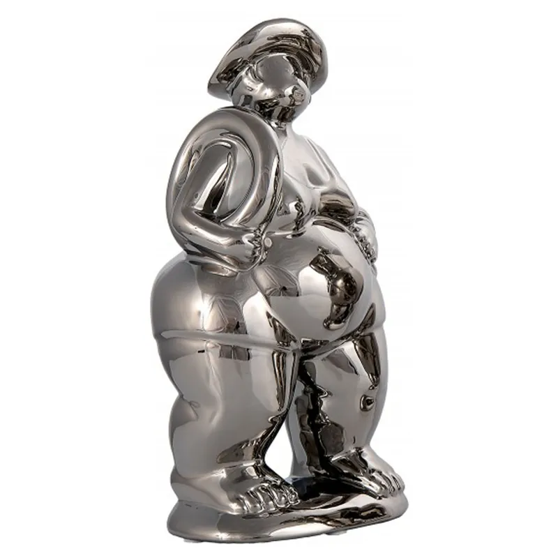 Angebot Badender mit einer Bojenskulptur