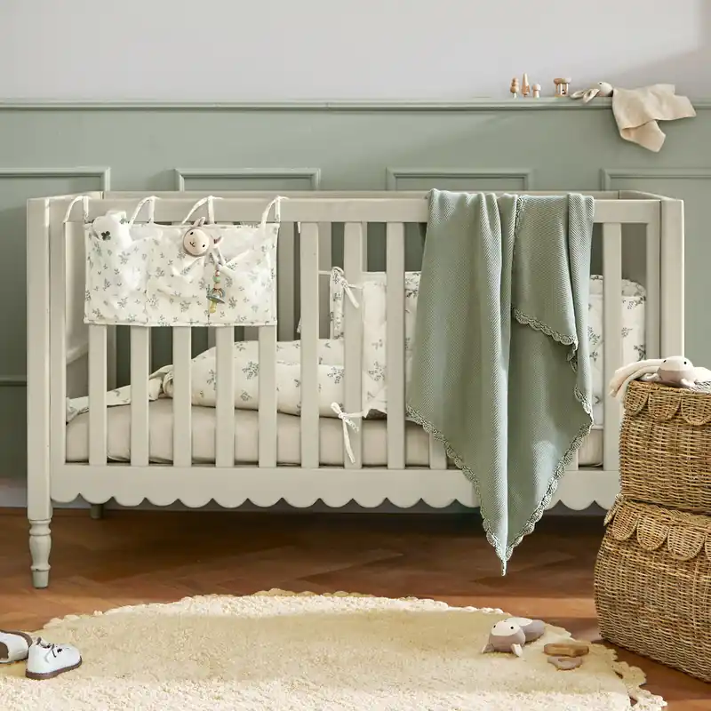 Expressversand Babybett Leily