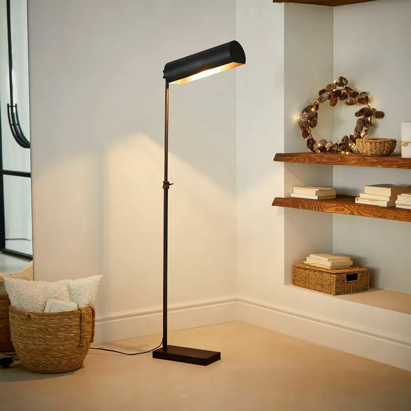 Stehlampe Eversleigh Finale Aktion