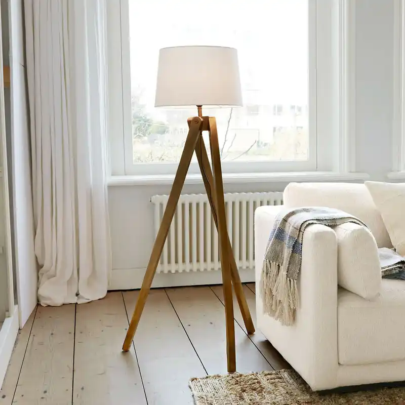 Stehlampe Kelvio Kracherpreis
