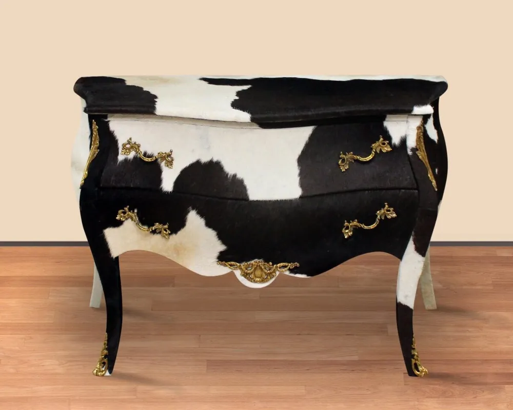 Geprüft Casa Padrino Barock Kuhfell Kommode Schwarz / Weiß 120 x 55 x H. 85 cm - Antik Stil Möbel