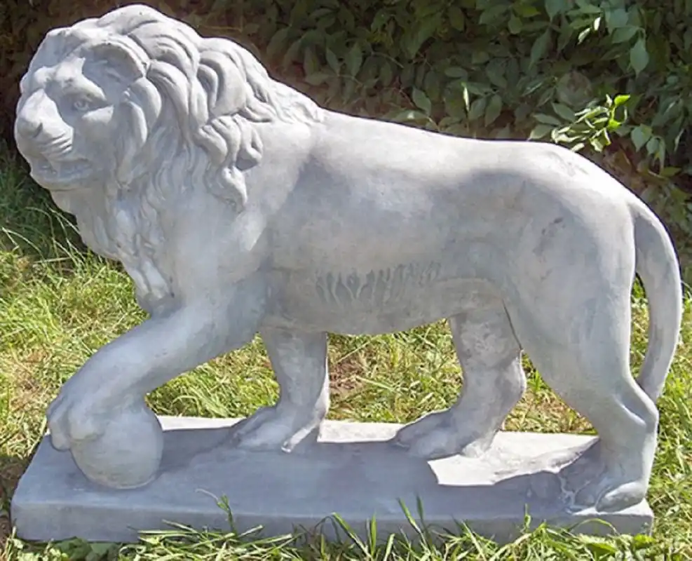 Casa Padrino luxury decorative sculpture lion with ball left gray 75 x 22 x H. 58 cm - Magnificent Garden Decoration Sonderangebot
