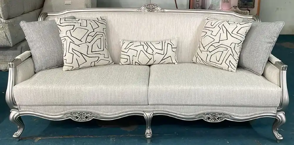 Casa Padrino Luxus Barock Wohnzimmer Sofa Creme / Silber 217 cm - Barock Wohnzimmer Möbel Top-Seller