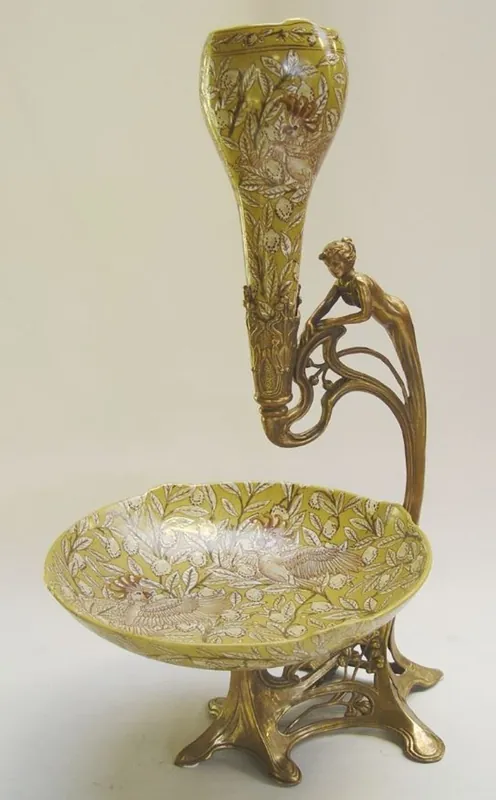 Casa Padrino baroque porcelain shell with vase - Luxury Restaurant Collection Neue Kollektion
