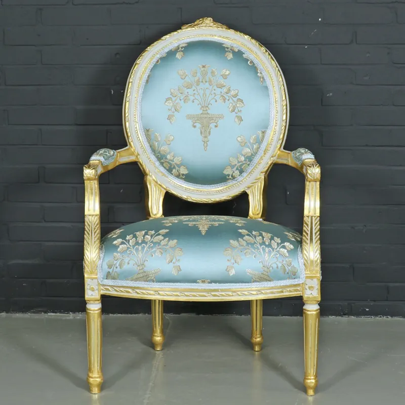 Schnäppchen Casa Padrino baroque salon chair "Medaillon" Mod2 with armrests light turquoise / gold - Antique Style Chair