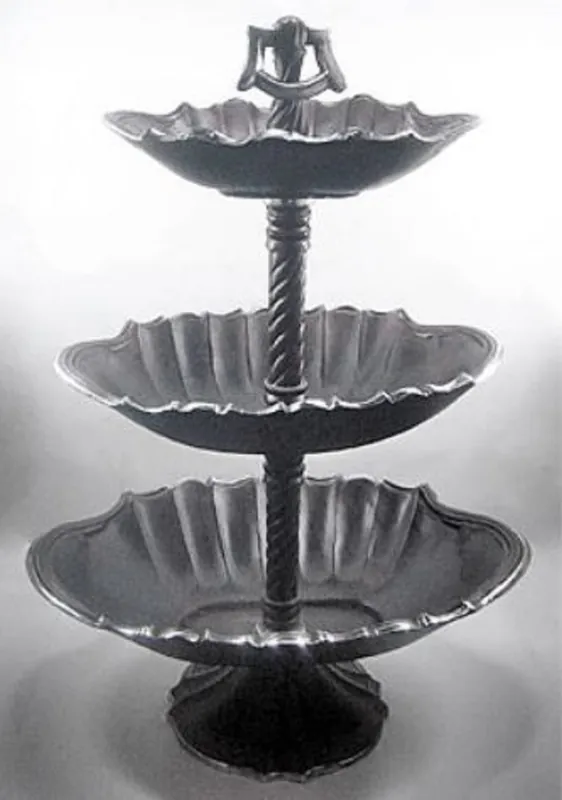 Top-Preis Casa Padrino etagere de luxe 3 étages noir / argent 59 x 42 x H. 85 cm - Accessoires Gastronomie