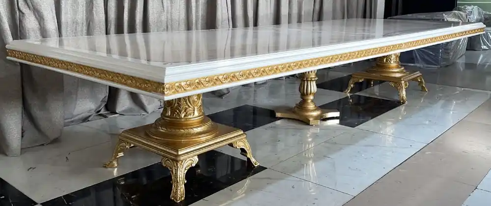 Casa Padrino table de salle à manger baroque de luxe crème / blanc / or 700 cm - Immense table de salle à manger - Meuble de salle à manger de style baroque - Meuble baroque - Ameublement baroque Neu