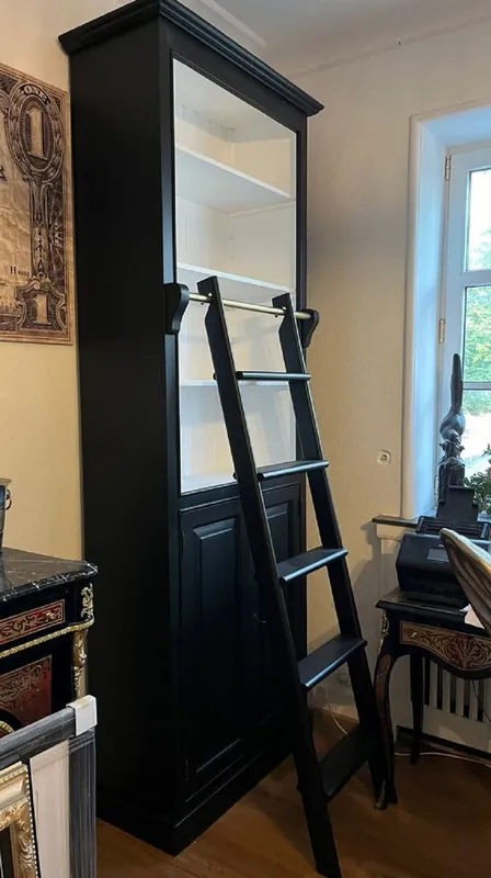 Sonderangebot Casa Padrino armoire à livres de style campagnard avec échelle noir / blanc H. 260 cm - Meubles style maison de campagnard