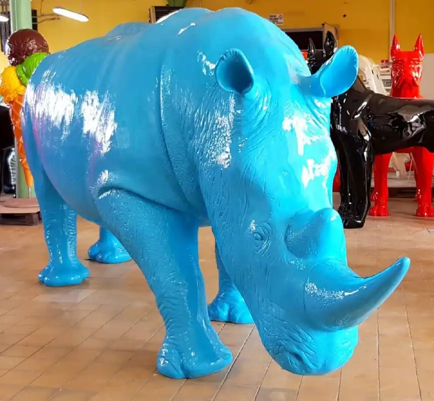 Casa Padrino sculpture décorative XXL rhinocéros bleu clair 340 cm - Figurine de jardin grandeur nature Top-Preis