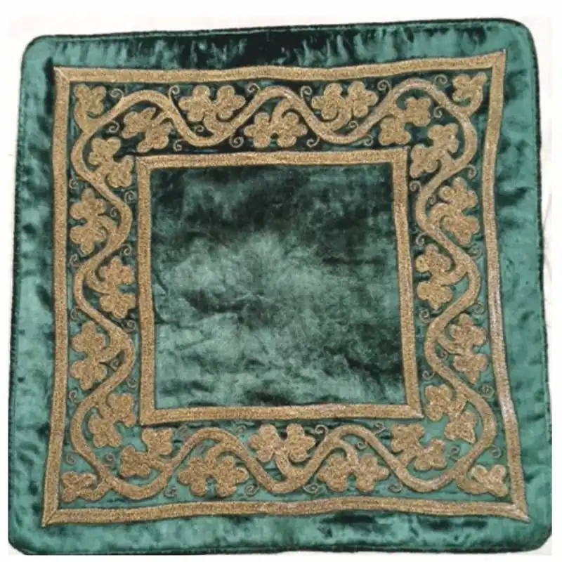 Casa Padrino coussin décoratif baroque de luxe en velours de soie vert / marron 45 x 45 cm Highlight