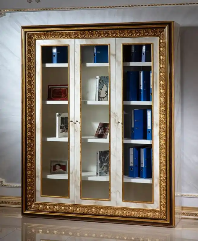 Casa Padrino armadio per libri barocco di lusso bianco / marrone scuro / oro - Magnifico armadio in legno massello con 3 ante in vetro - Mobili per ufficio barocchi - Nobile e Magnifico Echt