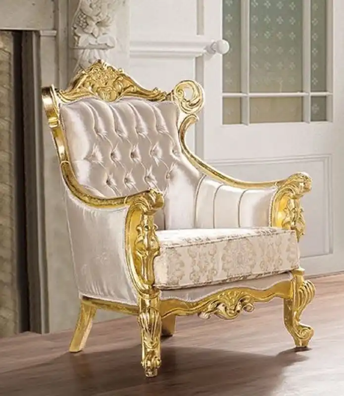Casa Padrino poltrona da soggiorno barocco di lusso beige / oro - Magnifico poltrona con motivo - Mobili da soggiorno barocchi fatto a mano Ausverkauf