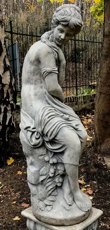 Casa Padrino Scultura Art Nouveau del Giardino Donna Grigio Antico 44 x 44 x A. 130 cm - Elegante Decorazione da Giardino Figura in Pietra - Accessori Decorativi da Giardino Barocco e Art Nouveau Neu
