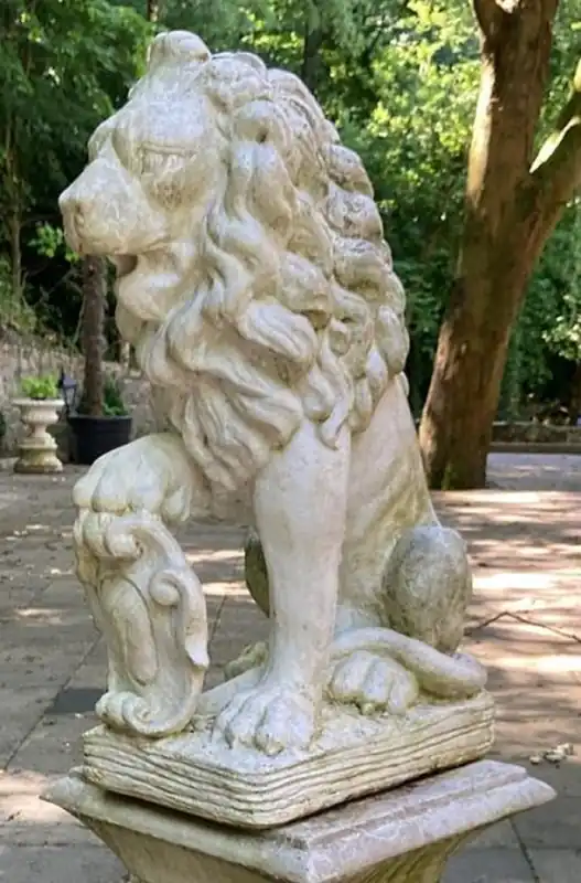 Casa Padrino scultura per la decorazione del giardino barocco leone bianco 28 x 45 x A. 72 cm - Magnifica figura decorazione giardino - Accessori Decorazione di Giardini e Terrazze Finale Aktion