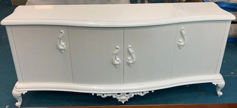 Casa Padrino credenza barocco di lusso in legno massello bianco lucido - Armadio in legno massello fatto a mano - Mobili barocchi di lusso - Mobili da soggiorno in stile barocco - Arredi barocchi Jetzt Kaufen