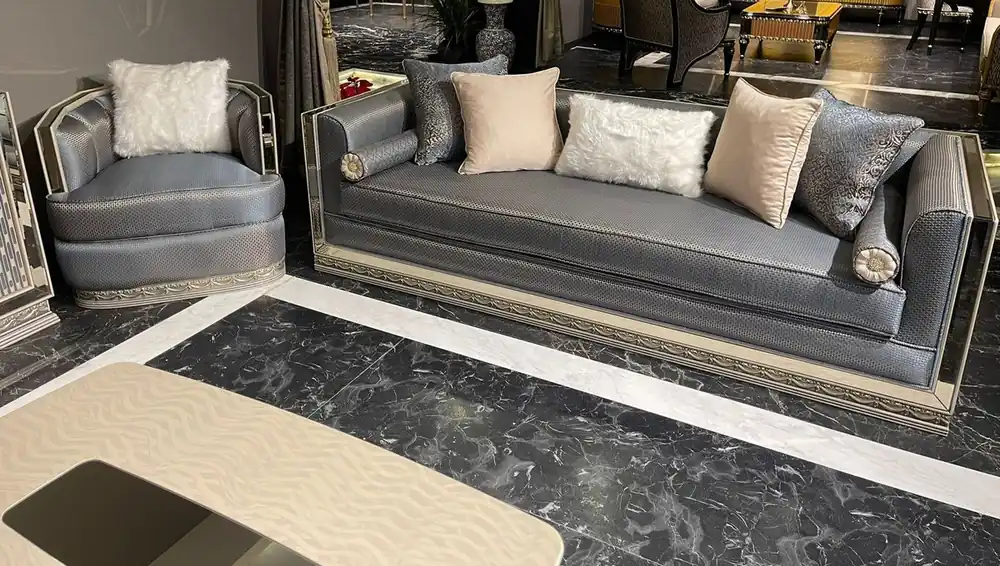Jetzt Bestellen Casa Padrino set da soggiorno Art Deco di lusso azzurro / argento / crema - 2 Divani Art Deco e 2 Poltrone Art Deco e 1 Tavolo da Salotto Art Deco - Mobili da soggiorno - Mobili Art Deco di lusso