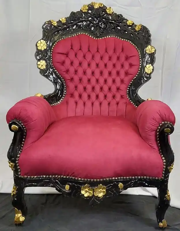 Casa Padrino poltrona da soggiorno barocco bordeaux rosso / nero / oro - Poltrona da soggiorno in stile antico fatta a mano con pregiato tessuto satinato - Mobili da soggiorno - Mobili barocchi Mega-Angebot
