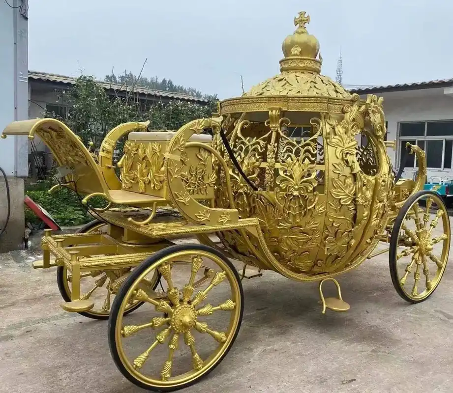 Casa Padrino carrozza trainata da cavalli barocco oro - Magnifica carrozza nuziale in stile barocco - Carrozza in stile barocco fatta a mano - Carrozza principessa - Nobile e Magnifica Expressversand