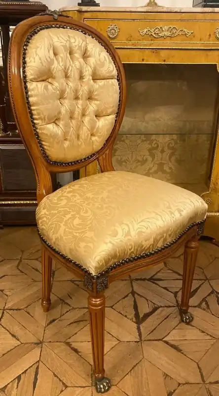 Neuheit Casa Padrino sedia da pranzo barocco di lusso motivo oro / marrone / ottone antico - Sedia in legno massello fatta a mano con piedi di leone - Sedia da cucina barocco - Mobili stile barocco