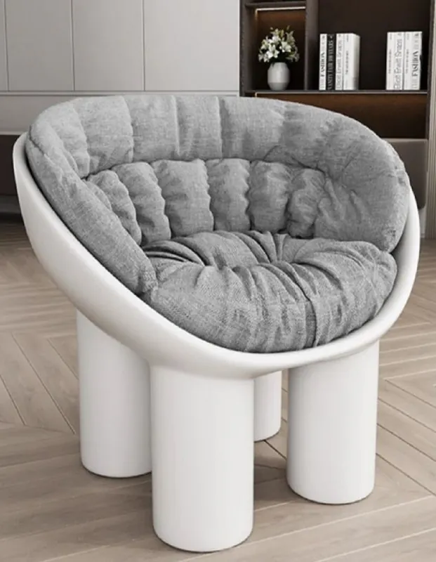Top-Seller Casa Padrino poltrona di design di lusso con gambe di elefante bianco / grigio 84 x 57 x A. 63 cm - Poltrona da salotto - Mobili per soggiorno - Mobili per hotel - Qualità di lusso - Fatto in Italia