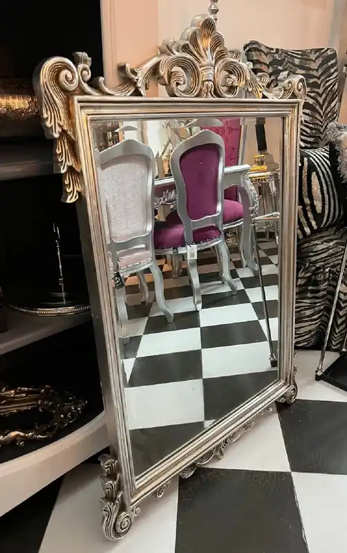 Echt Casa Padrino specchio barocco argento - Specchio da parete fatto a mano con decorazioni eleganti - Magnifico specchio da parete in stile barocco - Specchio barocco da guardaroba - Mobili barocchi