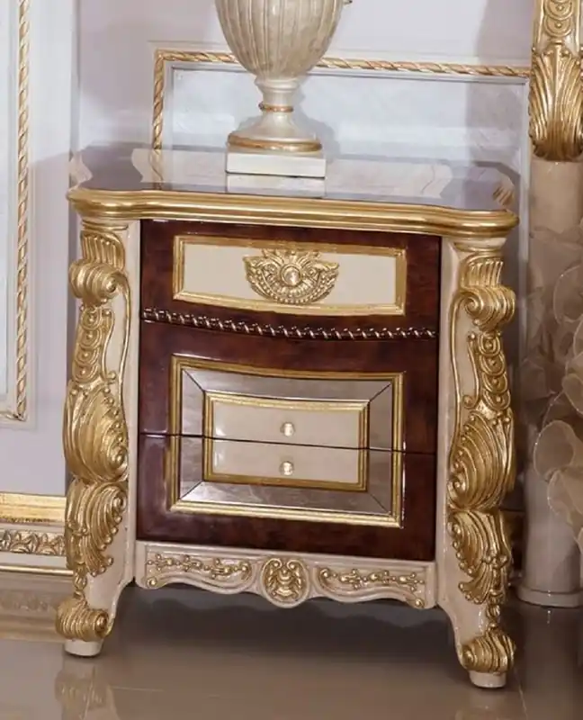 Solange Der Vorrat Reicht Casa Padrino comodino barocco di lusso bianco / beige / marrone / oro - Magnifico comodino barocco con 3 cassetti - Mobili da camera da letto di lusso in stile barocco - Mobili barocchi