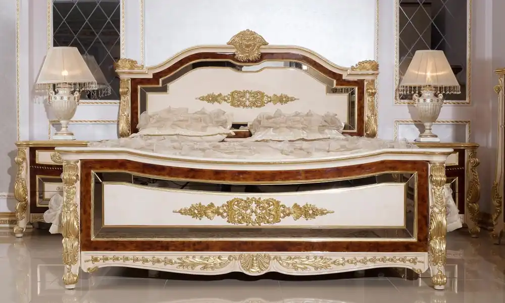 Casa Padrino set per camera da letto barocco di lusso bianco / beige / marrone / oro - 1 Letto Matrimoniale Barocco con Testiera e 2 Comodini Barocchi - Mobili camera da letto di lusso stile barocco Super-Preis