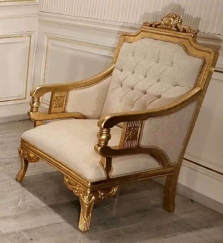 Casa Padrino poltrona da soggiorno barocco di lusso crema / oro - Poltrona in stile barocco fatta a mano - Mobili da soggiorno di lusso in stile barocco - Mobili barocchi Markenprodukt