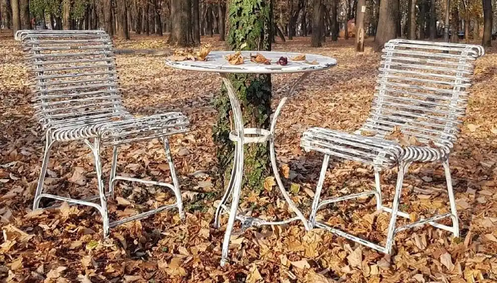 Sichere Zahlung Casa Padrino Set di Mobili da Giardino in Ferro Battuto Art Nouveau Bianco Antico - 1 Tavolo da Giardino Art Nouveau e 2 Sedie da Giardino Art Nouveau - Mobili da Giardino Barocco e Art Nouveau