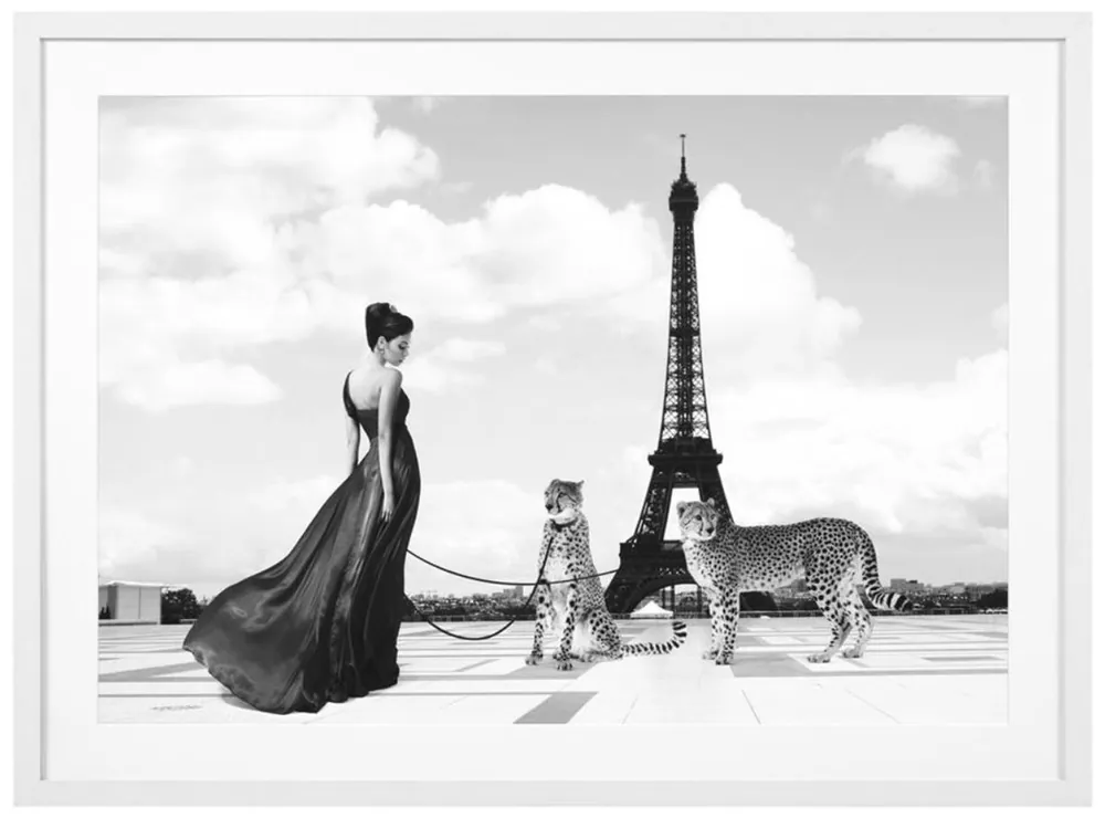 Casa Padrino imagen de lujo dama con guepardos en parís multicolor / blanco 115 x H. 85 cm - Impresión Artística con Marco de Madera Bestpreis