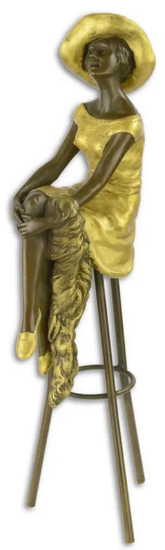 Schneller Versand Casa Padrino figura de bronce de lujo dama sentada en el bar bronce / oro 12,9 x 9,1 x H. 28,2 cm - Escultura de Bronce - Figura Deco