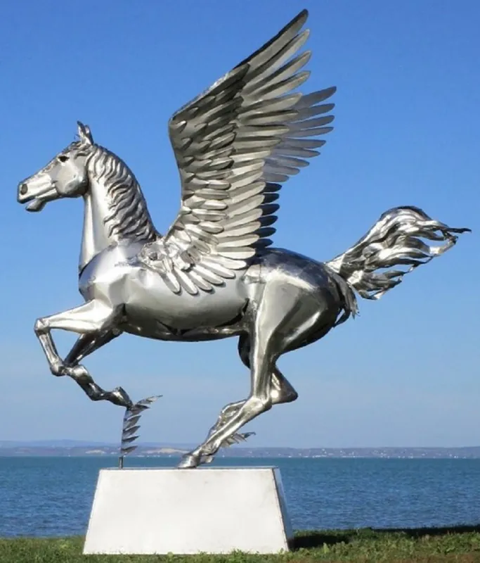 Letzte Chance Casa Padrino escultura de decoración de jardín de lujo Caballo Pegaso con pedestal plata 288 x 175 x A. 305 cm - Figura de acero inoxidable de tamaño natural - Figura de Jardín de Lujo