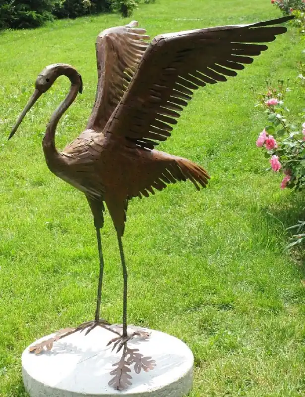 Neuheit Casa Padrino escultura de decoración de jardín garza pájaro óxido 70 x 105 x A. 110 cm - Figura de decoración de jardín elegante - Figura de jardín resistente a la intemperie