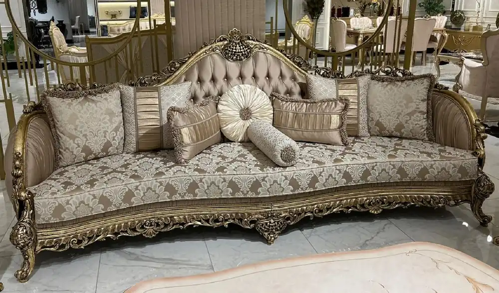 Echt Casa Padrino sofá barroco de lujo marrón / blanco / oro - Sofá de salón hecho a mano con patrón elegante y cojines decorativos - Magnífico muebles de salón en estilo barroco