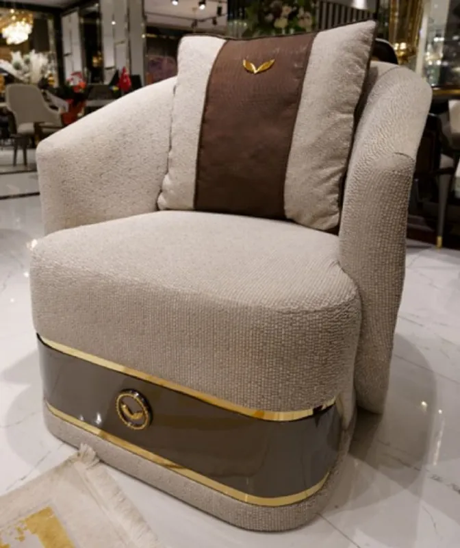 Must-Have Casa Padrino sillón de lujo gris / marrón / oro - Sillón de salón y hotel noble - Muebles de salón y hotel - Calidad de Lujo