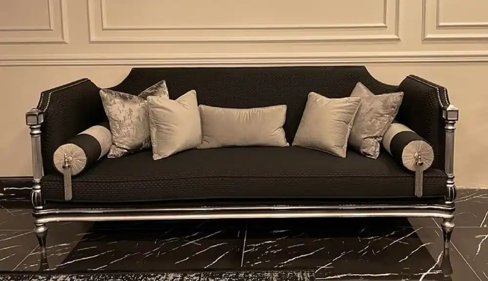 Sonderaktion Casa Padrino sofá barroco de lujo negro / plata - Sofá de salón hecho a mano en estilo barroco - Muebles de salón barrocos