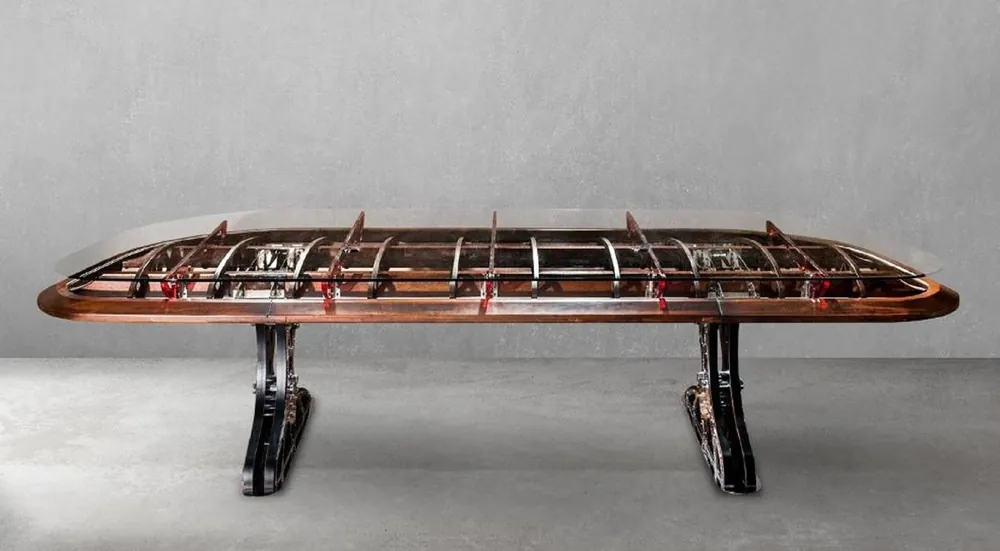 Super-Preis Casa Padrino escritorio de estilo industrial de lujo con tapa de vidrio plata / marrón / rojo 333 x 125 x A. 78,5 cm - Mesa de oficina de estilo industrial - Muebles de estilo industrial de lujo