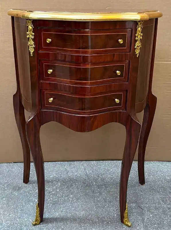 Casa Padrino mesita de noche barroco marrón oscuro / oro - Cómoda hecha a mano barroco - Mesita de noche de estilo antiguo - Mesa auxiliar con 3 cajones - Muebles barrocos hechos a mano Wochenendangebot