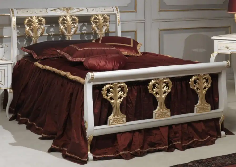 Direkt Vom Hersteller Casa Padrino cama doble barroco de lujo blanco / oro 208 x 229 x A. 114 cm - Cama de madera maciza tallada a mano - Magnífica muebles de dormitorio - Muebles de hotel - Calidad de Lujo - Hecho en Italia