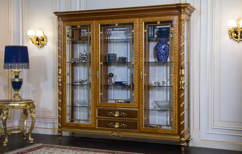 Preis Gesenkt Casa Padrino vitrina barroco de lujo marrón claro / marrón / oro 239 x 57 x A. 221 cm - Vitrina con 3 puertas de vidrio - Restaurante de Hotel Muebles de Castillo - Calidad de lujo - Hecho en Italia