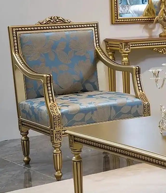 Direktkauf Casa Padrino sillón barroco de lujo azul claro / oro 68 x 65 x A. 103 cm - Sillón de salón con patrón elegante - Muebles de salón barrocos