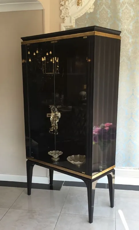 Casa Padrino vitrina barroco de lujo negro / oro 102 x 55 x A. 180 cm - Vitrina de madera maciza de estilo barroco - Muebles barrocos nobles Sofort Bestellen