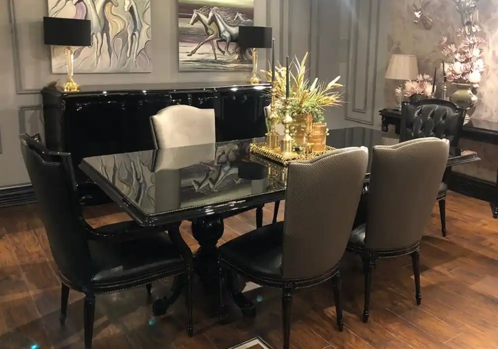 Rabatt Casa Padrino conjunto de comedor barroco de lujo negro / oro - 1 Mesa de comedor con tapa de vidrio y 6 sillas de comedor - Muebles de comedor nobles en estilo barroco