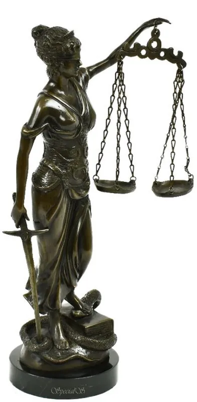 Casa Padrino figura decorativa de lujo Justitia bronce antiguo / negro 21 x 11 x A. 43 cm - Figura de bronce con base de mármol - Accesorios Decorativos Ausverkauf