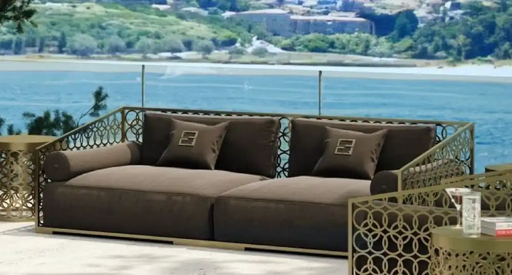 Casa Padrino sofá de lujo de 3 plazas marrón / oro 325 x 109 cm - Sofá hecho a mano con cojines - Sofá de sala de estar - Sofá de jardín - Sofá de terraza - Muebles de hotel - Calidad de Lujo Preisreduziert
