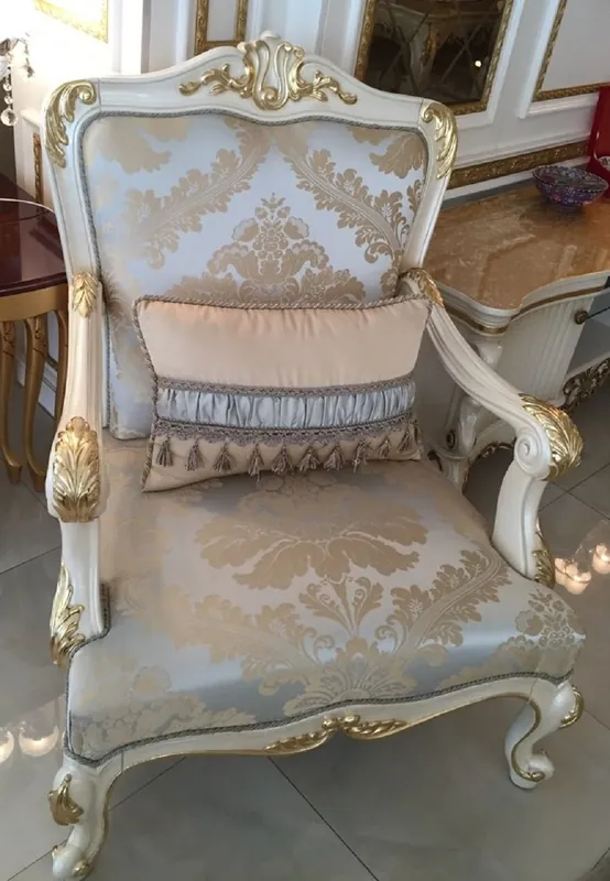 Casa Padrino sillón barroco de lujo azul claro / blanco / oro - Magnífico sillón de salón con patrón elegante - Muebles de salón barrocos Meistverkauft
