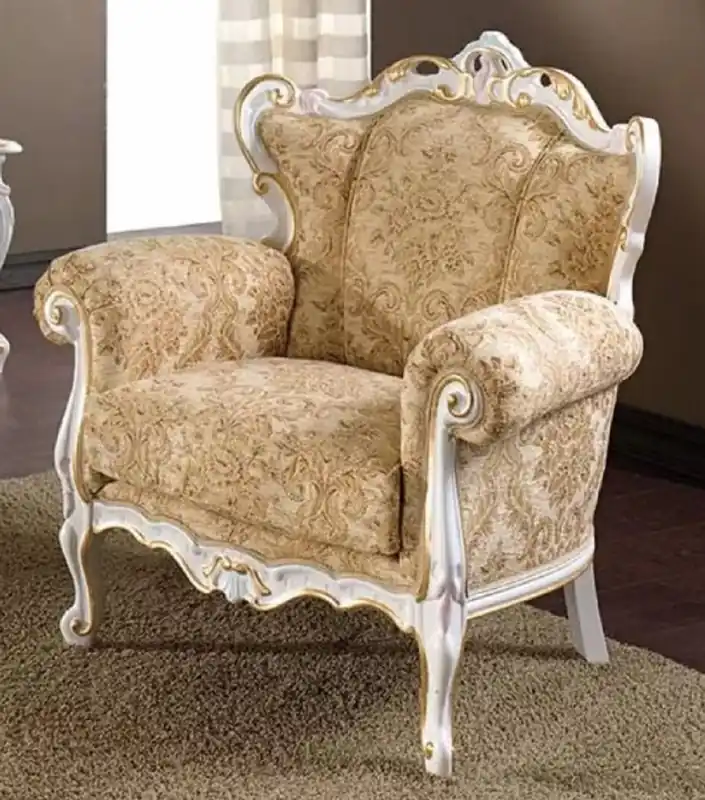 Casa Padrino sillón barroco de lujo beige / blanco / oro - Sillón de salón noble con diseño elegante - Muebles Barrocos - Calidad de Lujo - Hecho en Italia Solange Der Vorrat Reicht