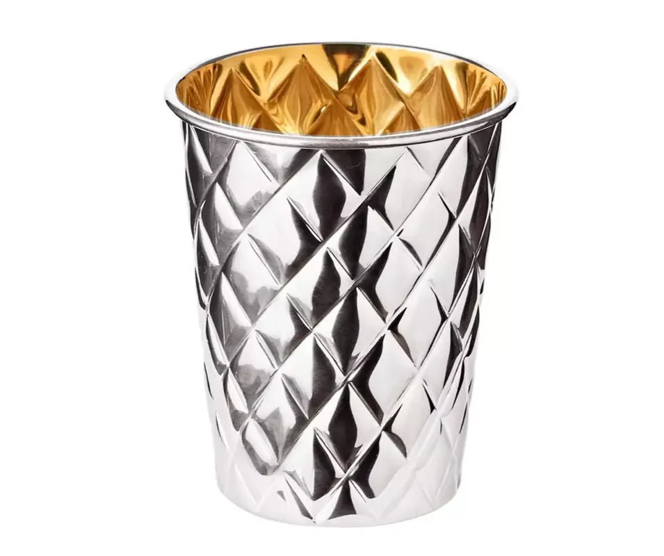 Neue Kollektion Edzard Silberbecher Pilar mit Rautenmuster, schwerversilbert, innen Goldfinish, H 10