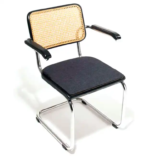Bestseller SFC 027 (Thonet S 32) von Parkhaus