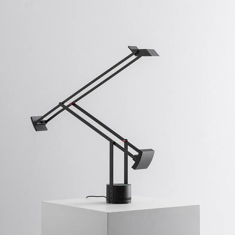 Tizio von Artemide Heißes Angebot